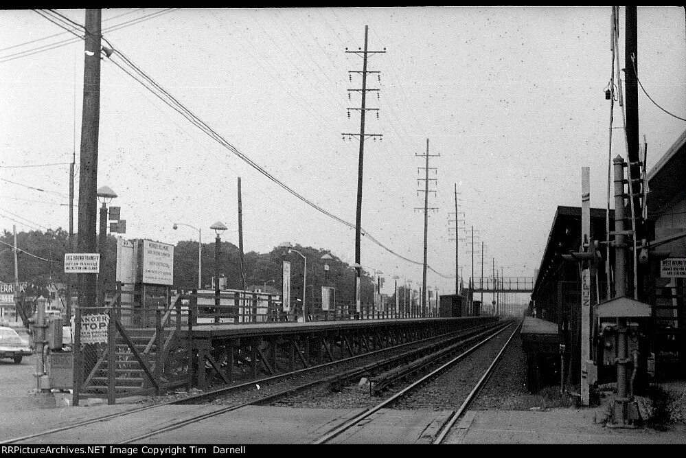 Temporary station looking west